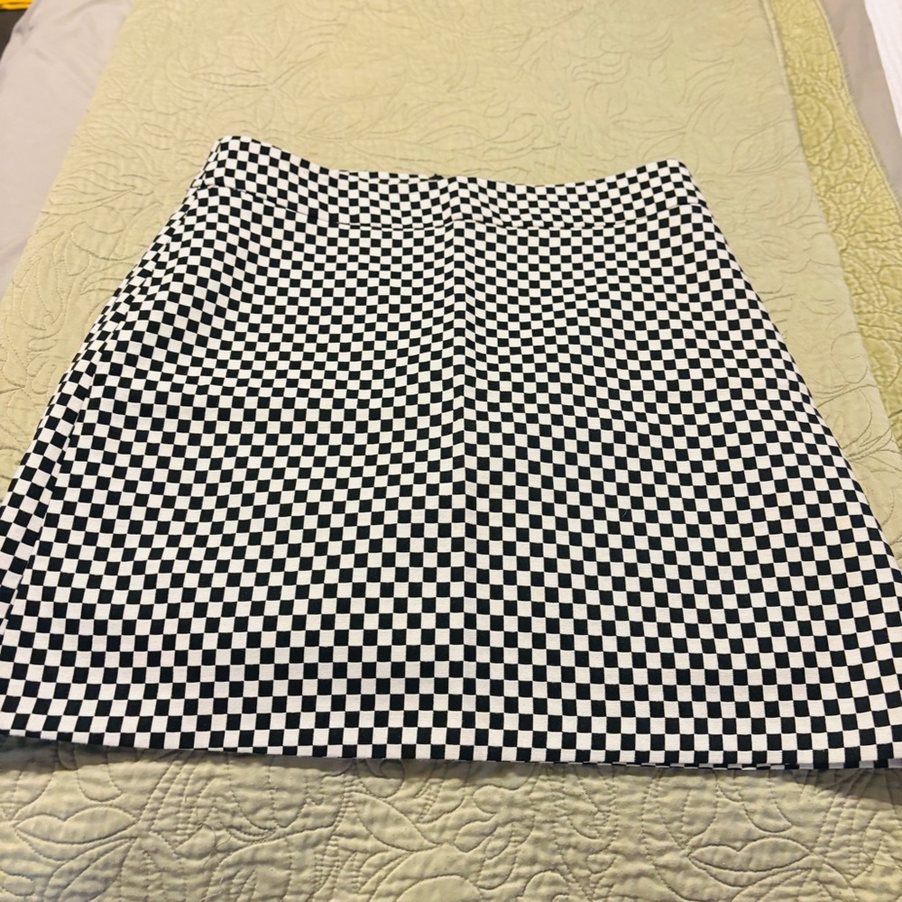 Zara Black and White Pencil Mini Skirt Casual
